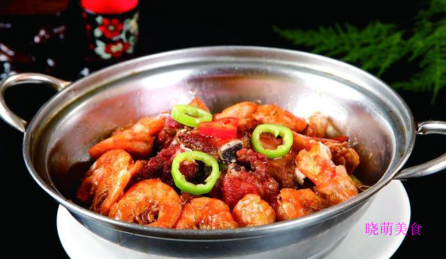 蒜苔炒虾丸和白菜的做法,蘑菇蒜苔炒肉丝虾仁的做法