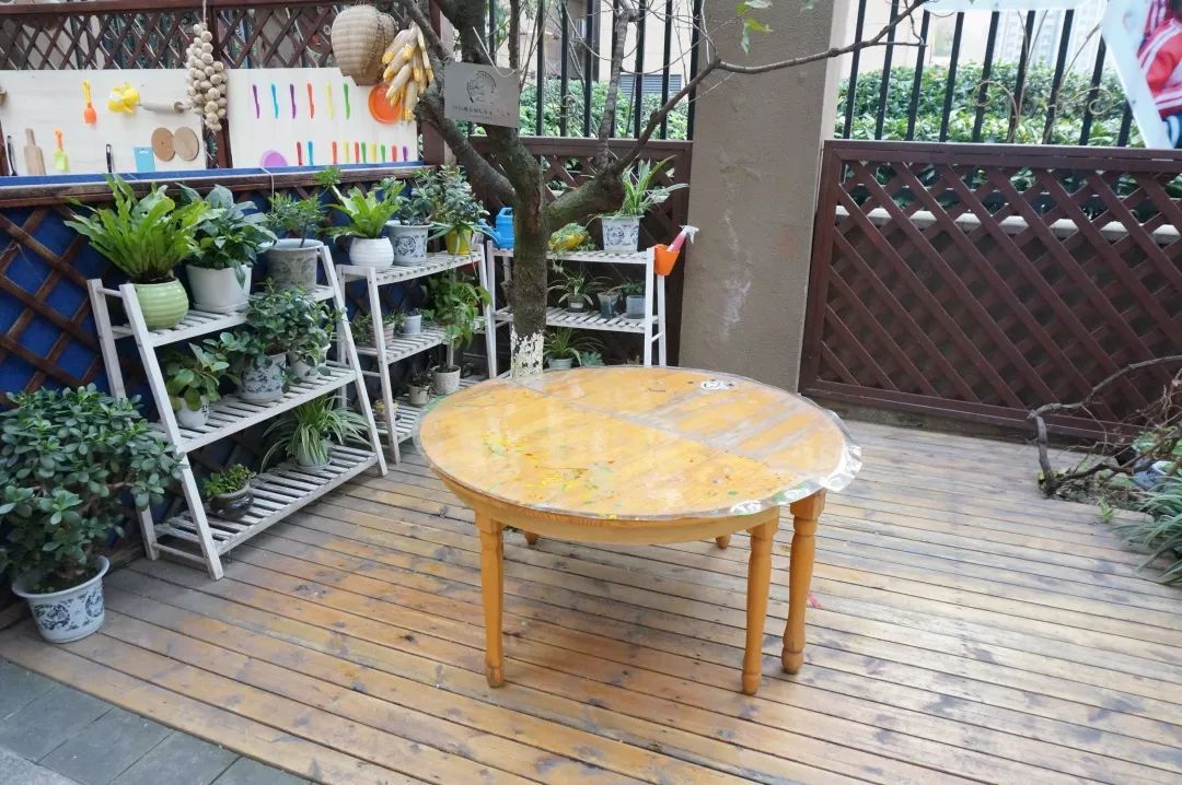 小小足球运动员=未来男神~|走进成都市第十二幼儿园蓝光分园