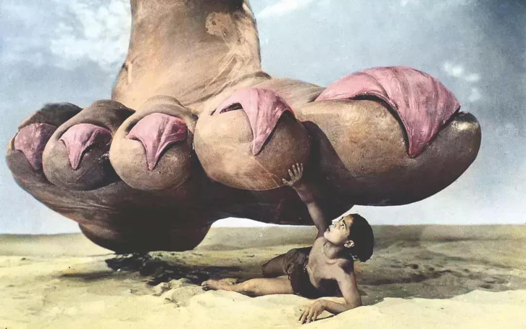 阿拉丁和阿拉丁神灯一样吗,阿拉丁为什么叫神灯