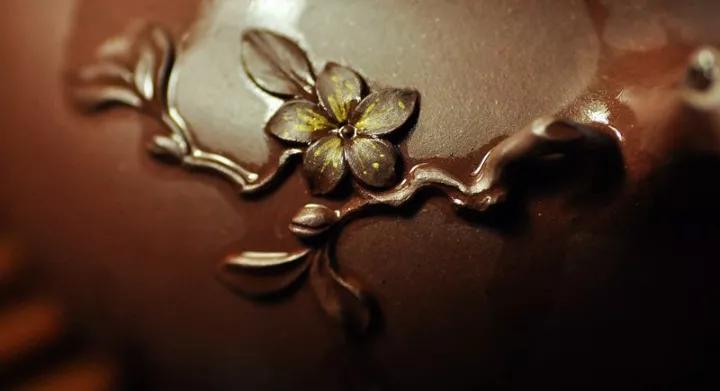 吴建芬紫砂壶值钱吗,徐亚琴紫砂壶值钱吗