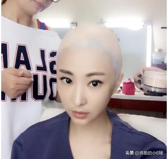 影视剧里的光头是怎么弄的,影视剧中的光头是怎么装扮出来的