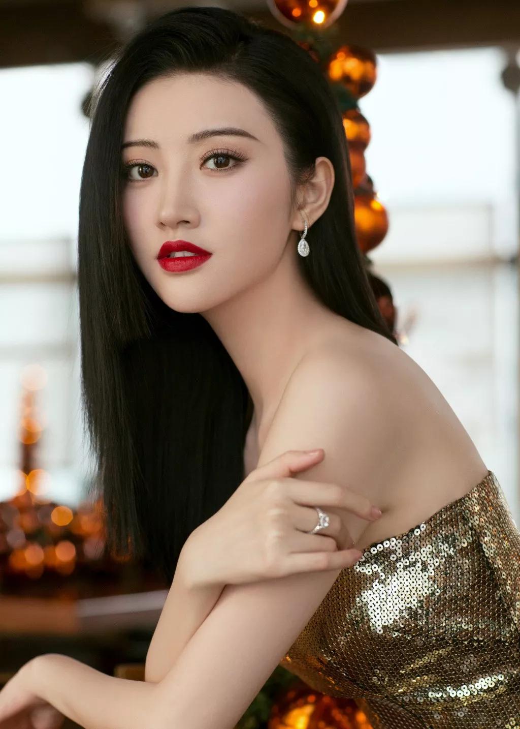 选择适合自己脸型的一款发型,快来看看你的脸型适合哪款发型吧