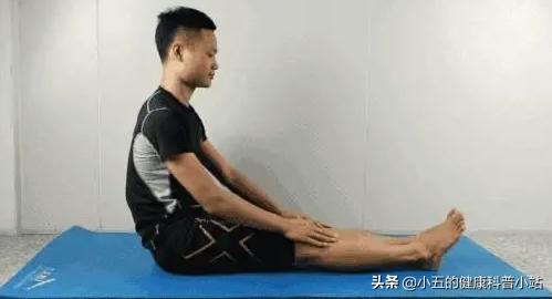 膝关节咔咔作响怎么回事,膝盖痛髌骨软化症怎么治疗