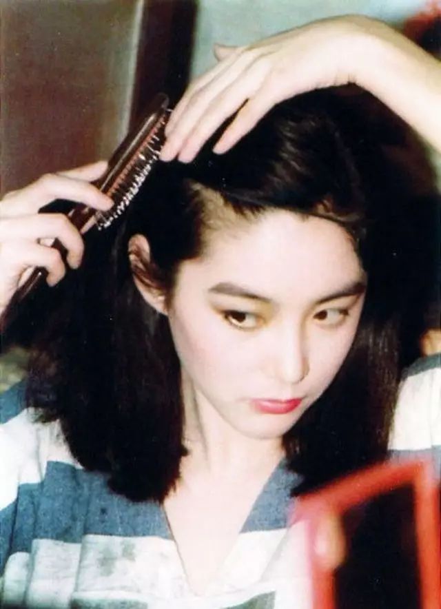 整成网红脸,为什么明星喜欢整成网红脸