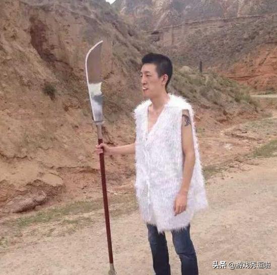 lol连续被翻盘,lol新赛季为什么遇到队友那么坑