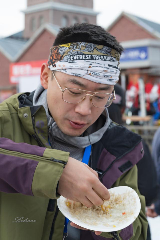 乌鲁木齐灯草沟滑雪,冰雪大世界滑雪体验