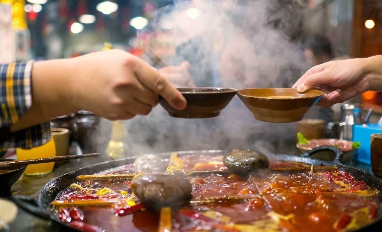 冬天吃火锅上火怎么解决,冬天吃火锅口干舌燥怎么办