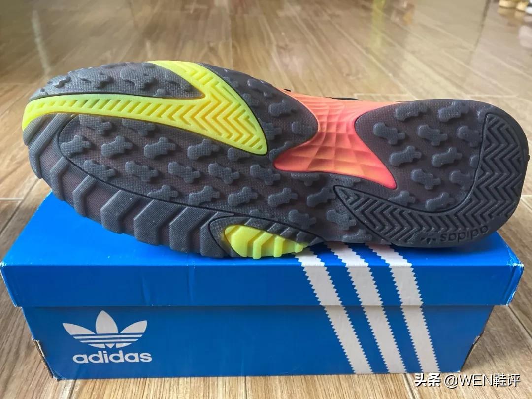 五百就能买的“Yeezy700”，换掉boost便宜四倍多？