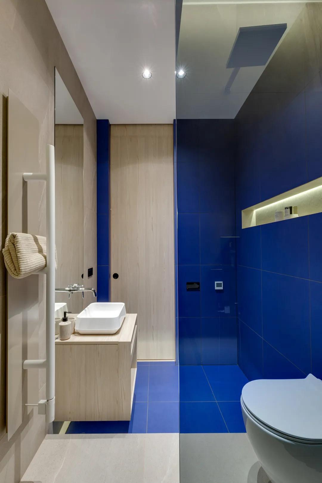 顶层挑高复式轻奢风格,香港天汇顶层复式