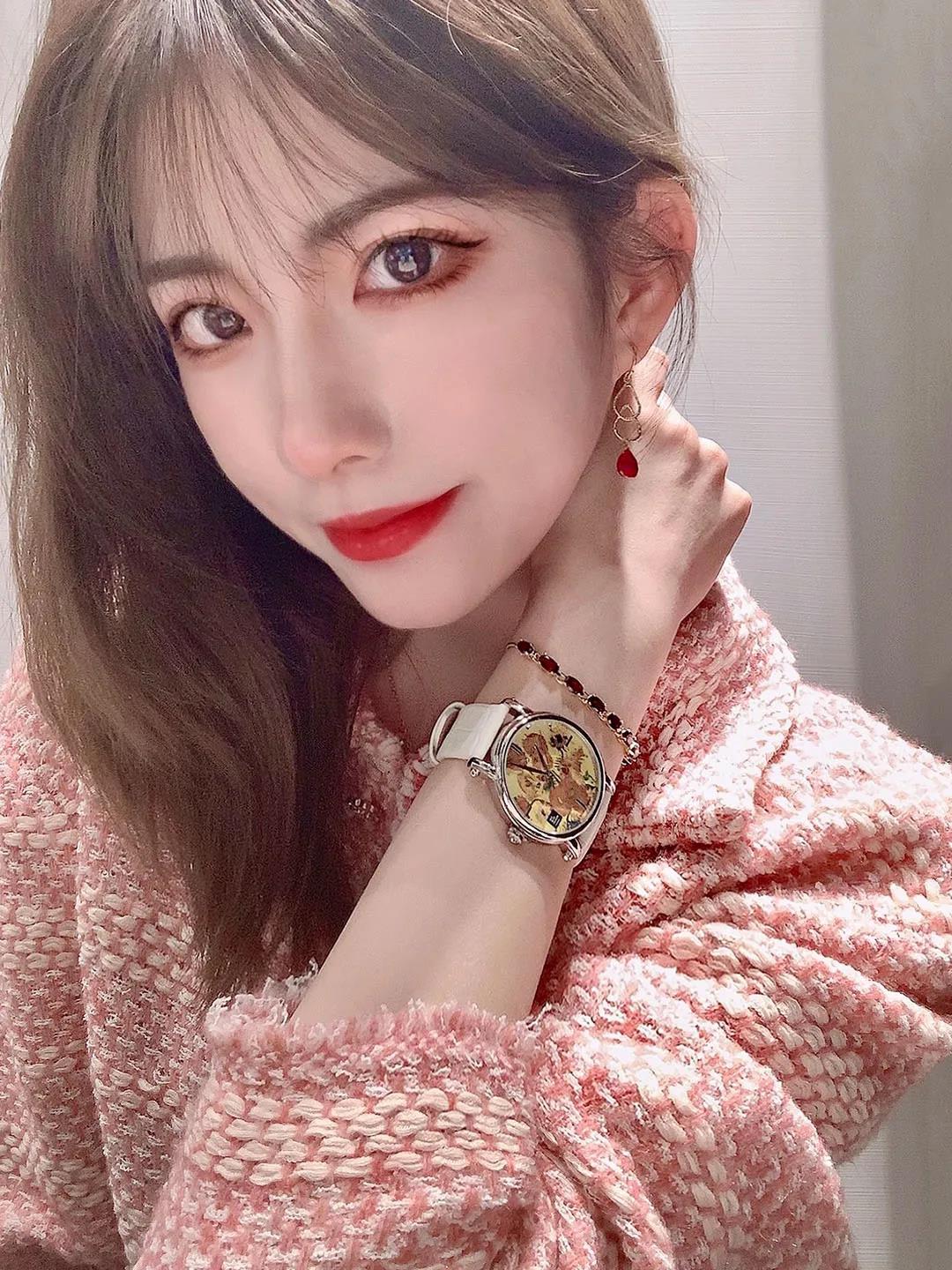 适合送女朋友化妆套装的礼物,送女友最走心的礼物围巾四件套