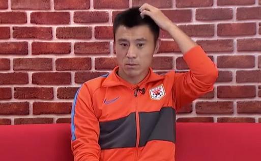 郑铮2个词语评价郭田雨，大赞中卫新搭档莫伊塞斯，还有2点遗憾