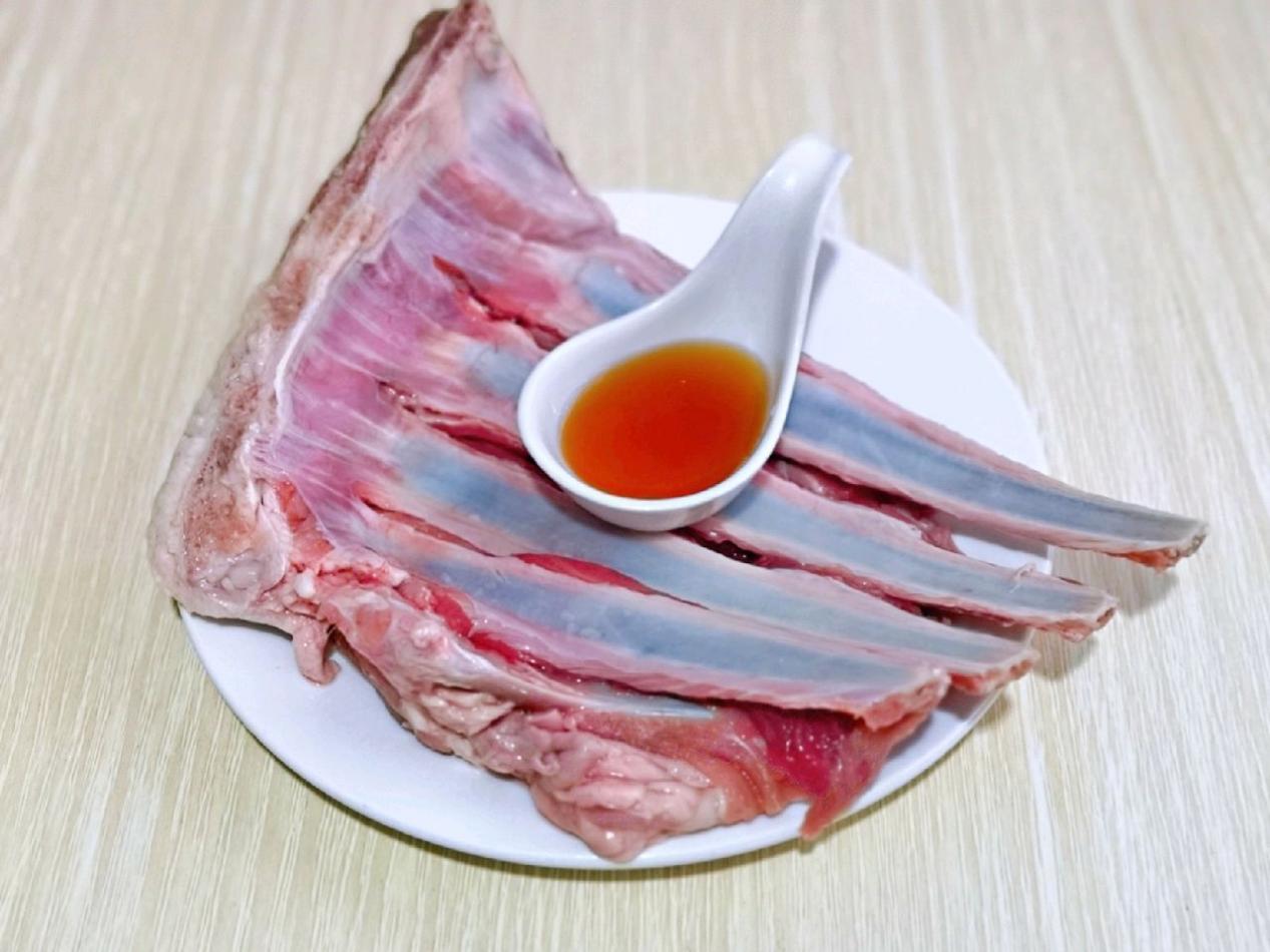烤箱烤奥尔良味羊排视频教程,空气炸锅奥尔良烤羊排的家常做法