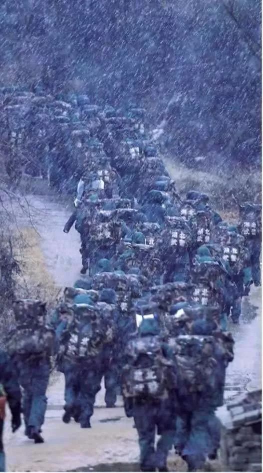 警武帅气震撼视频,中国最美警察视频