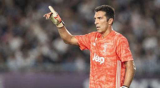 凯恩帽子戏法拜仁大胜多特,哈里凯恩点球帽子戏法