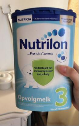 央视报道的国外奶粉不适合中国宝宝是真的吗？中国宝宝喝什么好？