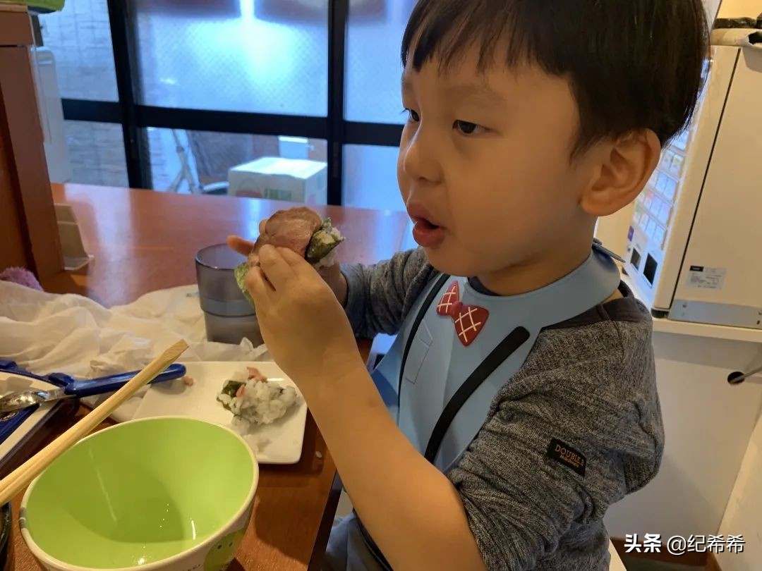 小巷子里藏着最好吃的美食,东京美食街游玩攻略