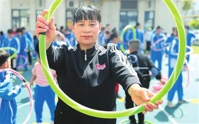 用爱心点亮希望──记天津好人、津南培智学校教师门荣仁