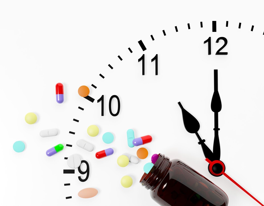 为什么心脏不好不能吃阿奇霉素,吃阿奇霉素又吃东西会怎样