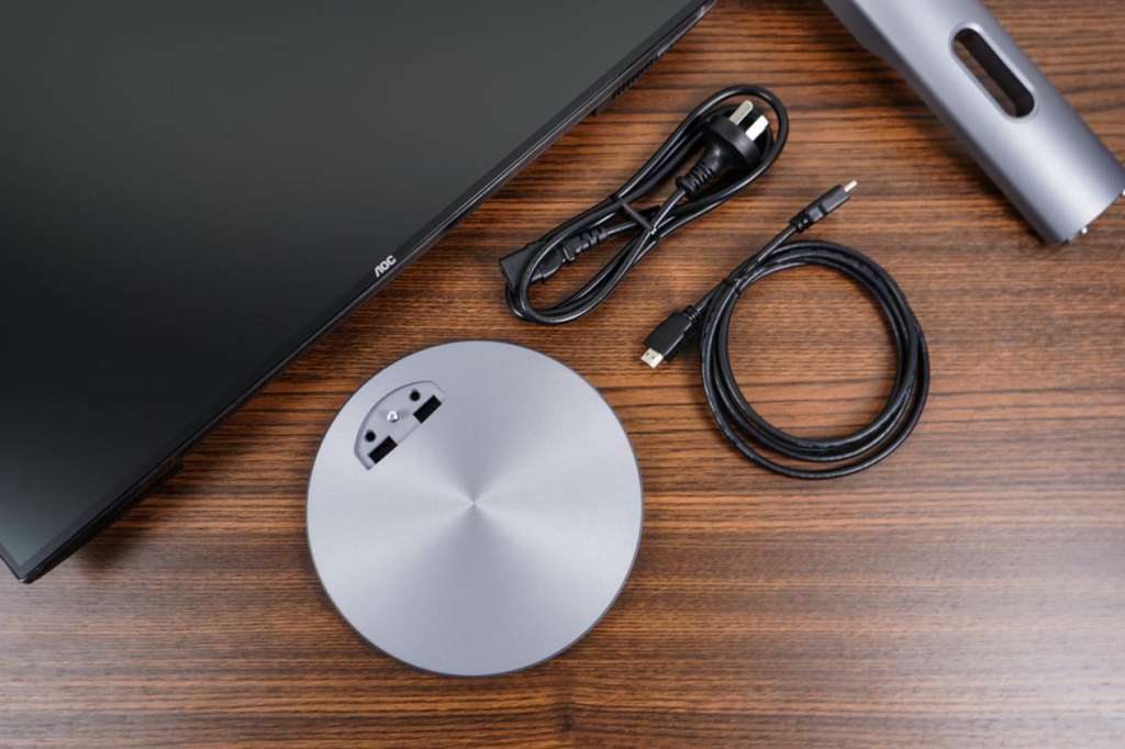 *击狙**U2417H，133%广色域四面微边入门专显AOCi2490PXZ评测报告