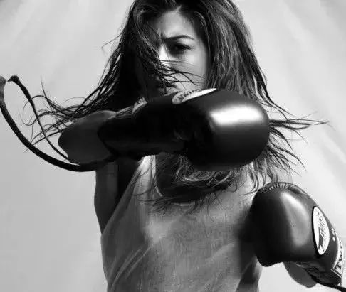 怎么克制拳头打来的恐惧,怎么克服对拳头的恐惧