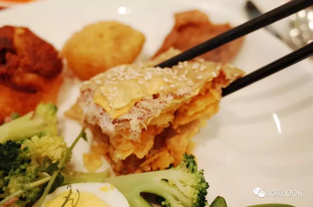 央视大楼对面网红餐厅,央视大楼隔壁酒店