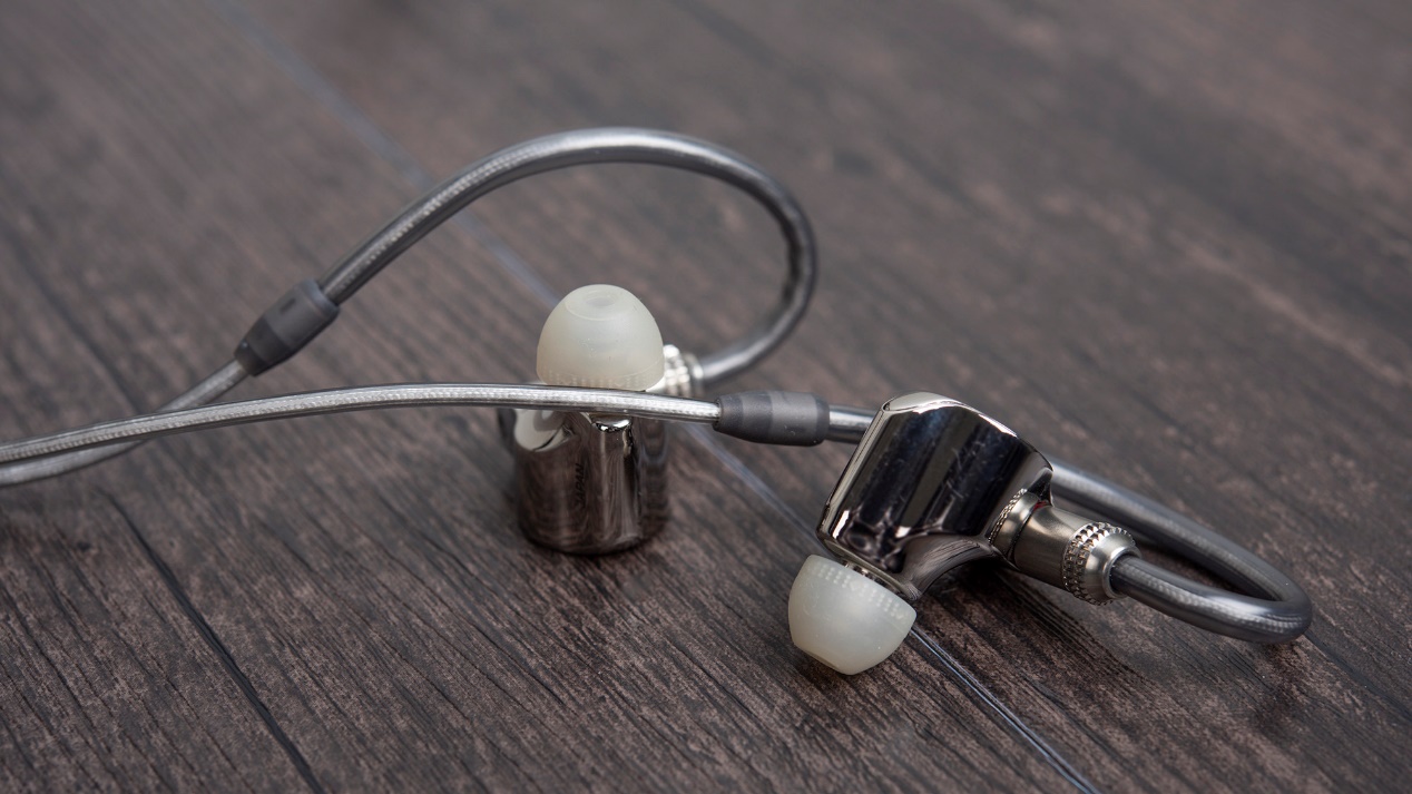 索尼ierz1r和森海塞尔ie600,索尼大耳z1r评测