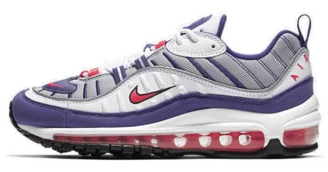 你的鞋柜里有这么一双小脏鞋吗,你的鞋柜里有几双凉鞋