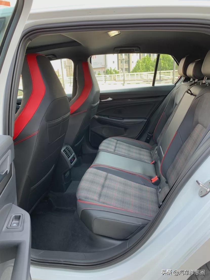 高尔夫gti碾压30万以下的车,最后一代燃油版高尔夫gti