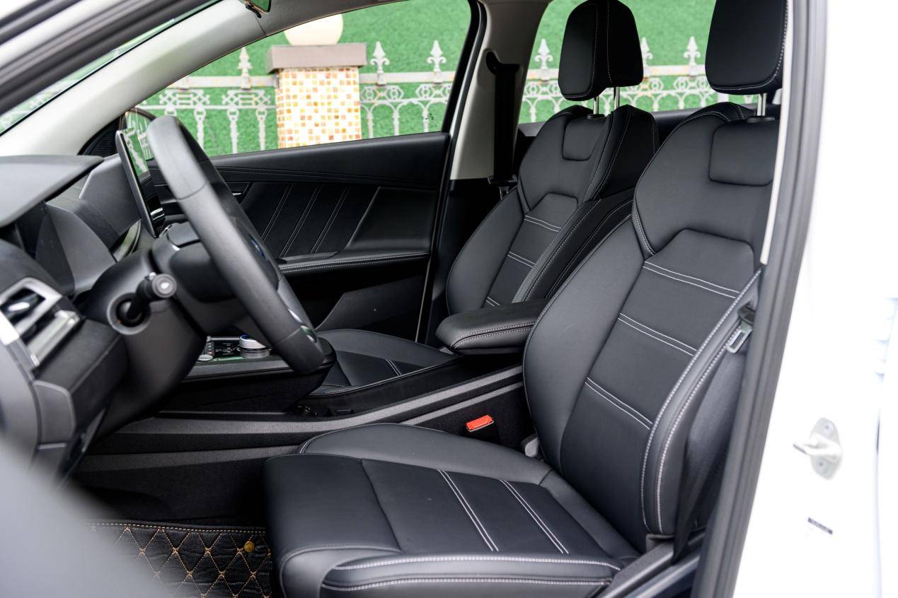 比起钻石我更喜欢水晶，我是e2女孩