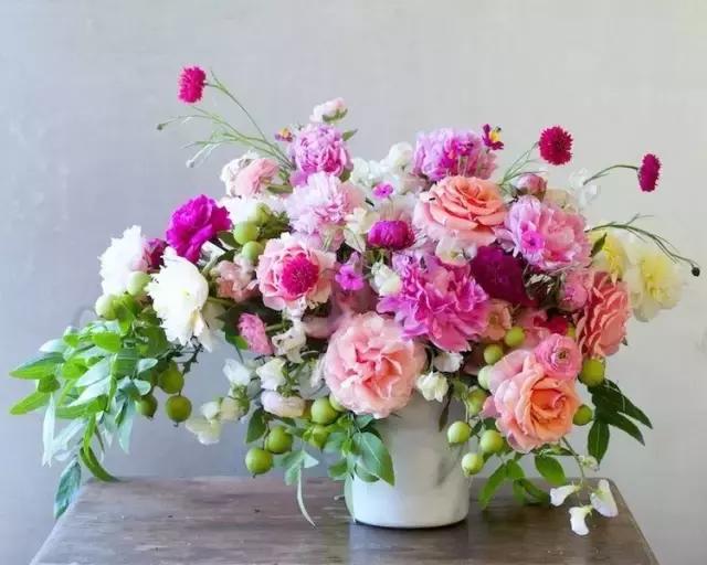 鲜花发蔫了怎么办,鲜花蔫了就要扔吗