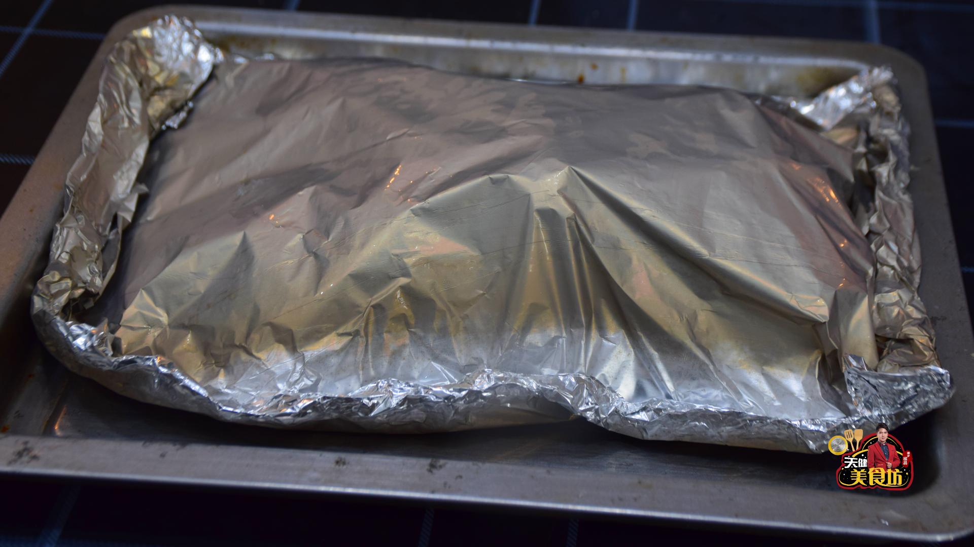 鸡肉怎么弄盐焗鸡,古法盐焗鸡做出来的鸡肉绵绵的