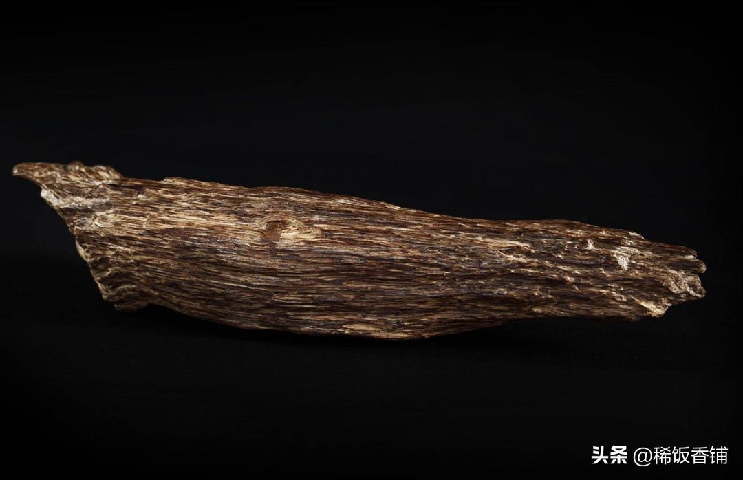 沉香手串遇到汗水会发霉吗,沉香发霉处理后有毒吗