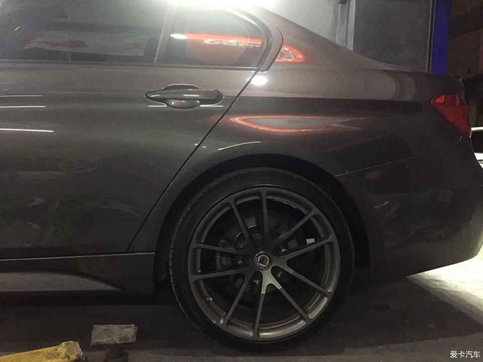 宝马3系换tei刹车,宝马3系的自动刹车功能测试