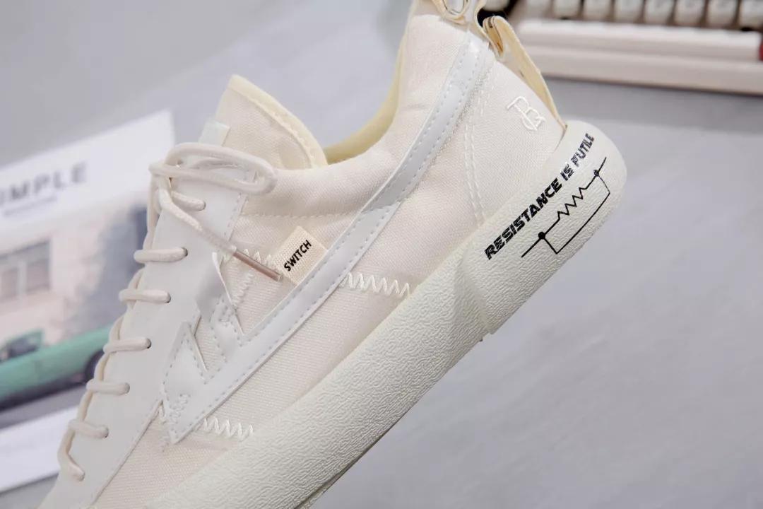 回力百年老店帆布鞋,回力老国货新潮流