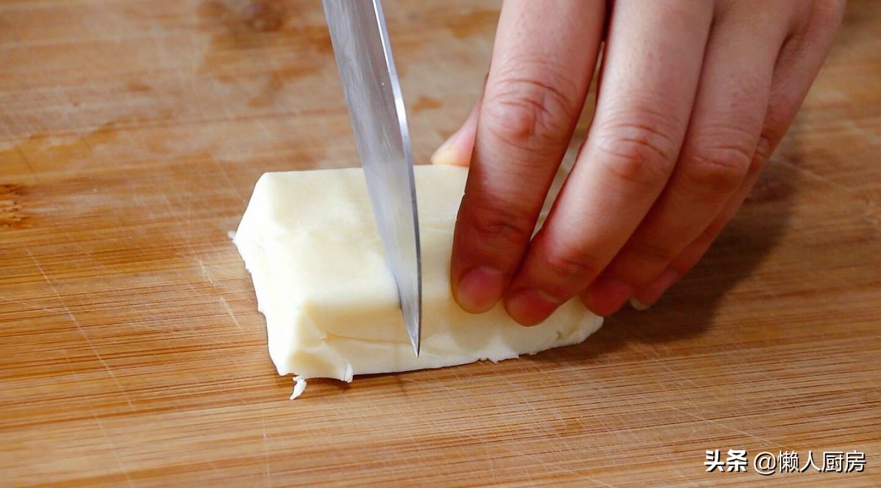 红薯丸子怎么和面好吃,红薯丸子油炸几分钟