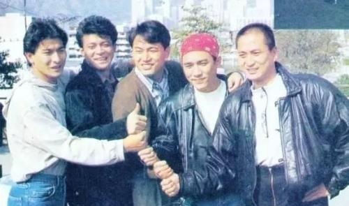 苗侨伟无线五虎互相帮助,五虎苗侨伟三哥