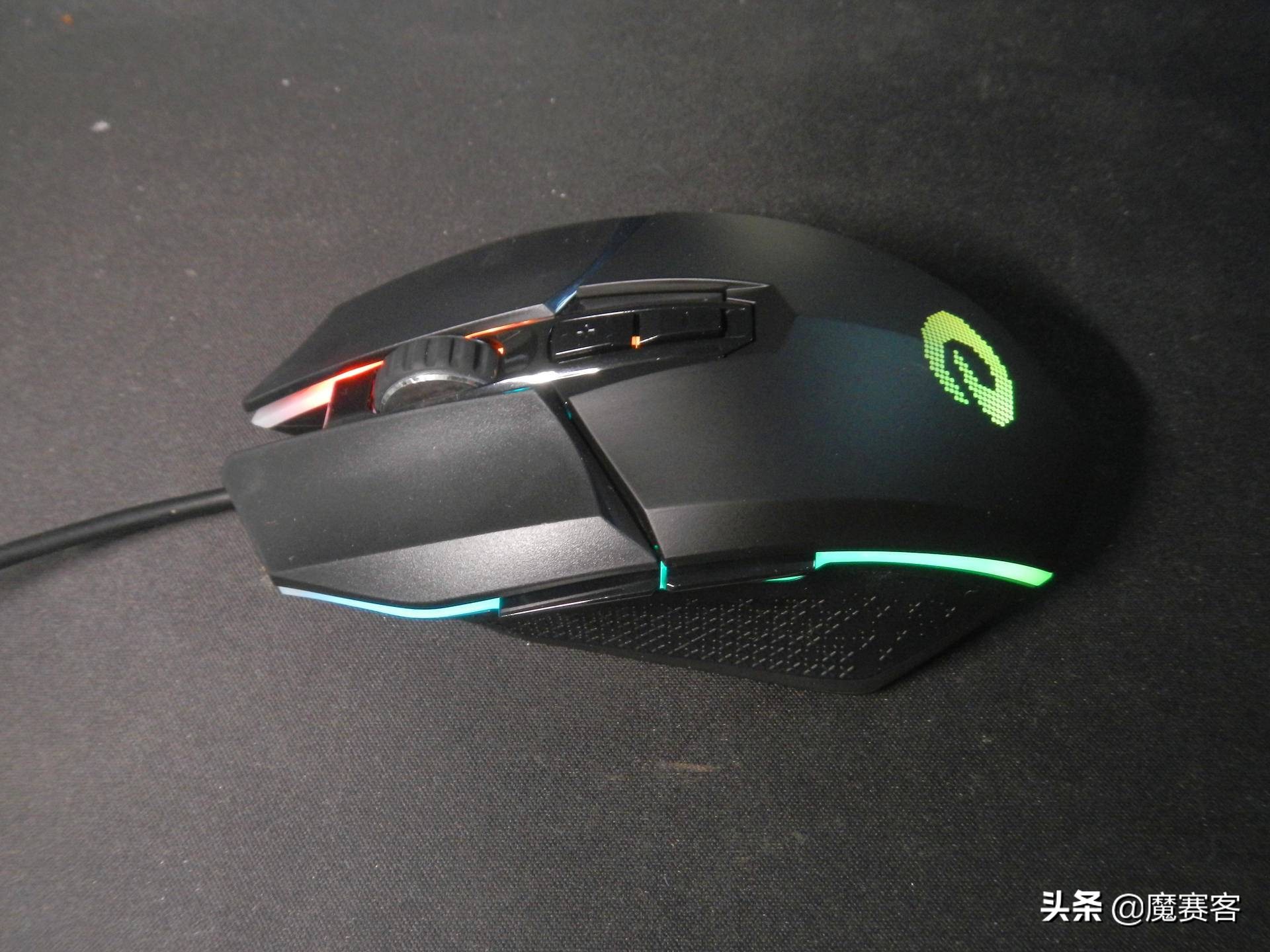 达尔优牧马人鼠标em905,达尔优em915kbs和罗技g502哪个好