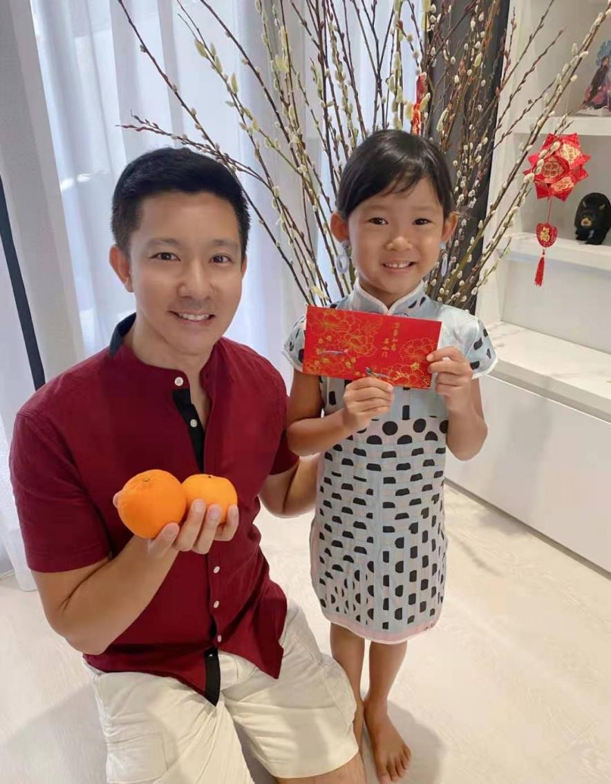 立威廉被女儿踢,立威廉被女儿踢破眼睛