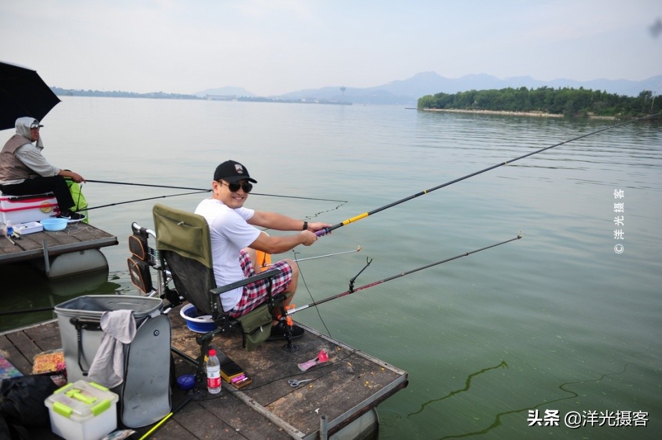 打卡在4000米高空,风靡世界的高空跳伞,悄然改变国人的度假方式
