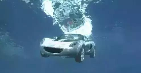 汽车被水淹了以后还能开吗,汽车被水淹为什么不能启动