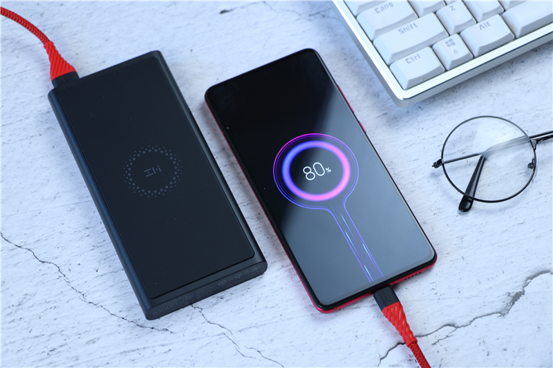 小米无线充电宝青春版和新款,紫米无线充电宝