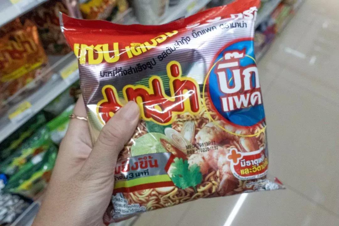 泰国711便利店隐藏饮料攻略,泰国711东西为啥那么多