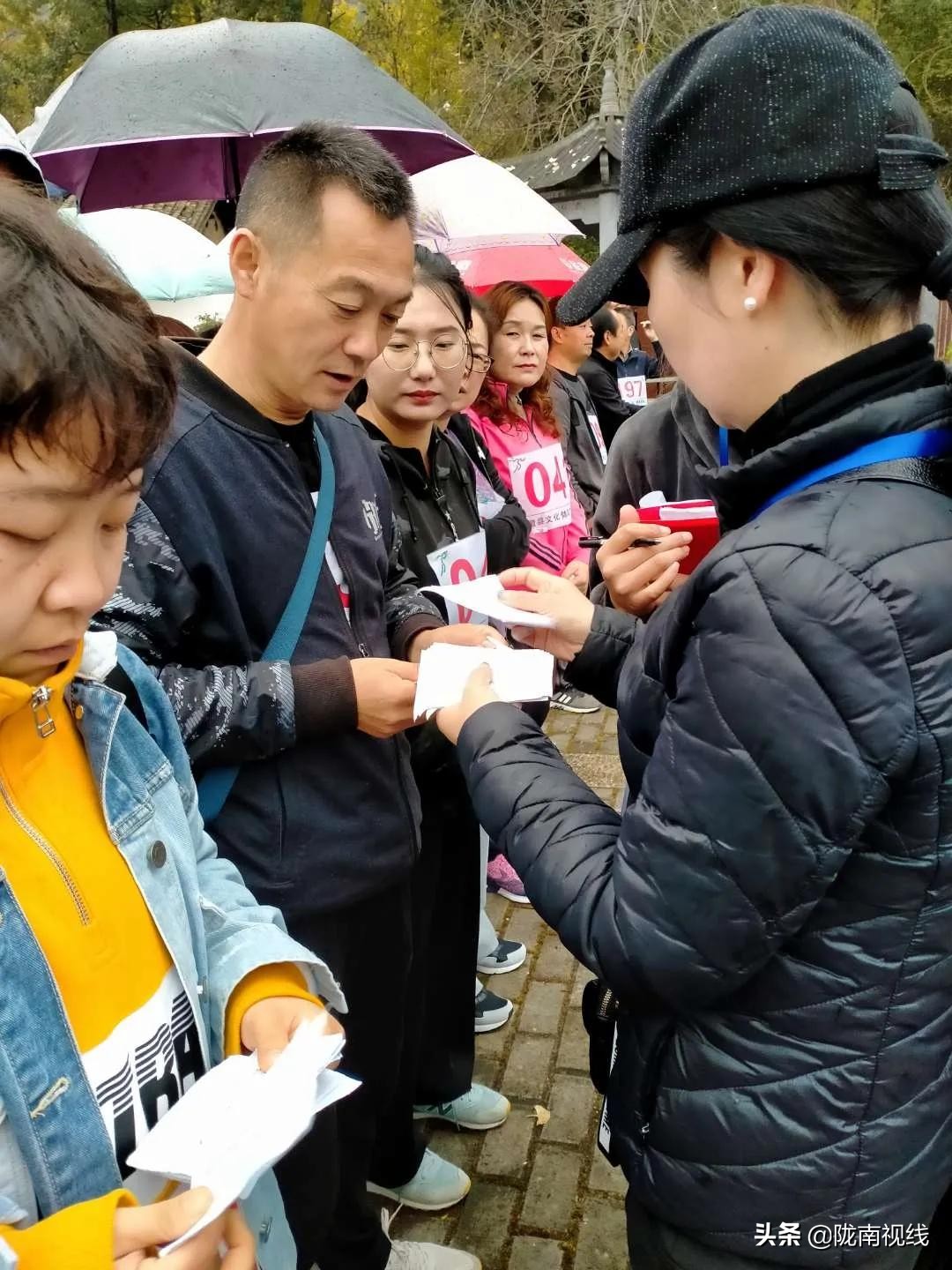 闄囧崡椋庡摜璧勮,椋庡摜寰掓鐩存挱