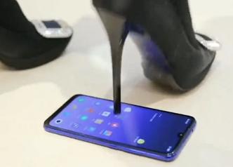 红米被暴击,红米暴力踏板测评