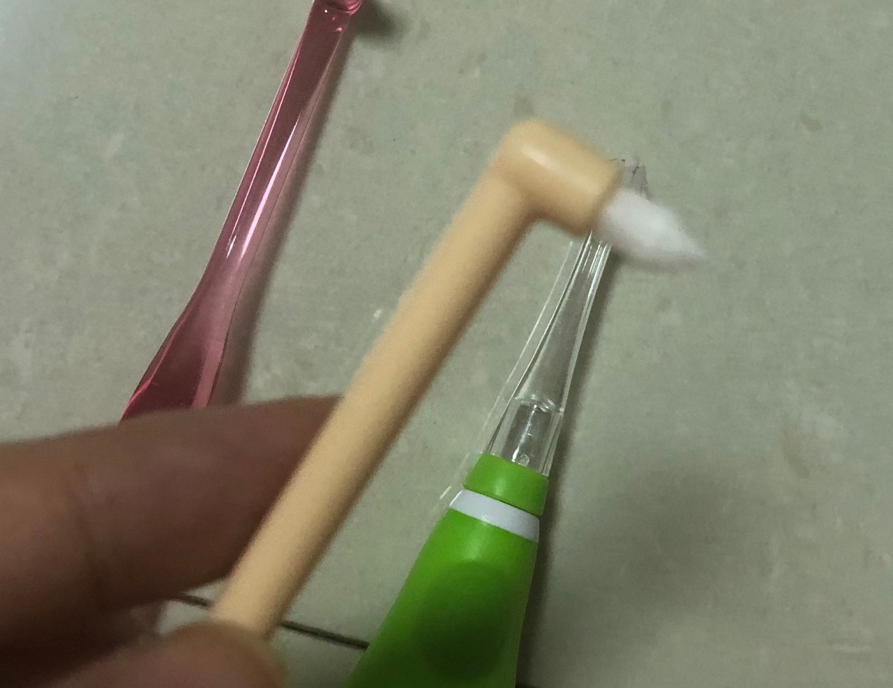 怎么给猫刷牙是正确的,给猫刷牙的正确方式