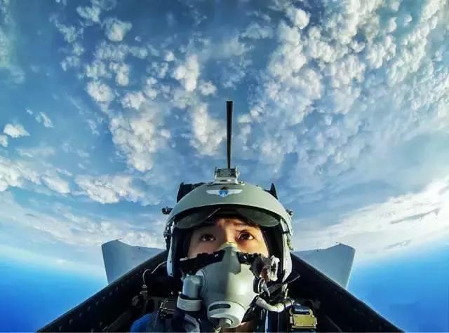 飞行员停飞的可能性大吗,飞行员因故停飞了怎么办