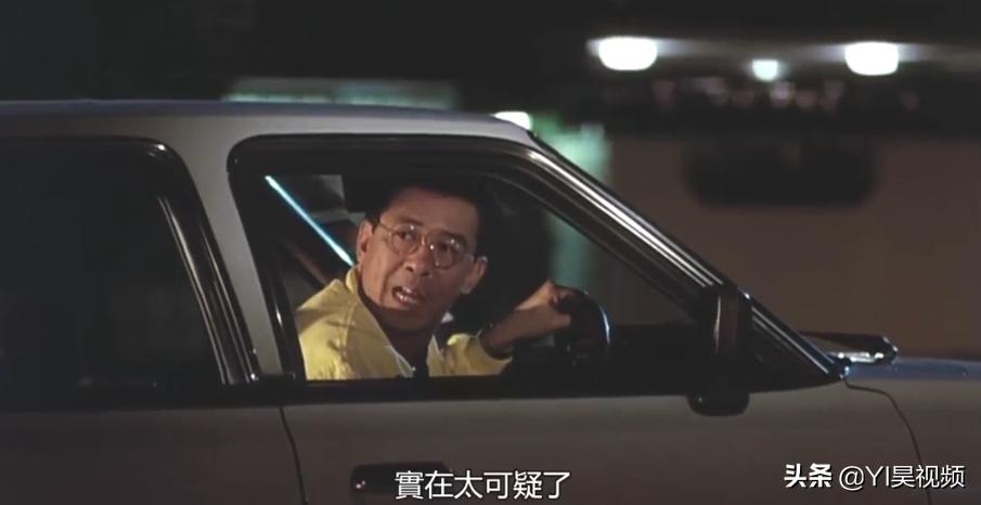 张学友经典喜剧，许冠英搞笑担当，头顶*裤内**斗僵尸《猛鬼差馆》