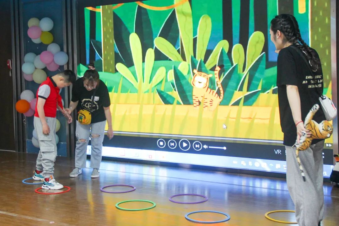 来客茂公益活动新春送福,苏州来客茂公益活动