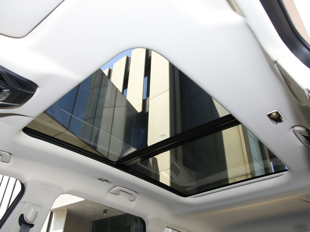 舒适的7座亲民的价格吉利豪越车型分析导购