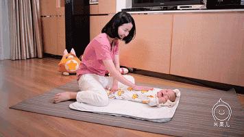 抚触操婴儿操0-6个月排气操,婴儿抚触操全套0-36个月步骤